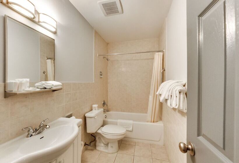 سوییت, Isabella Hotel And Suites