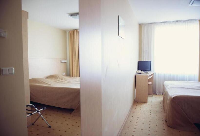 اتاق استاندارد, Park Hotel Latgola