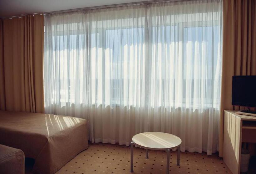 اتاق کلاس بیزنس, Park Hotel Latgola