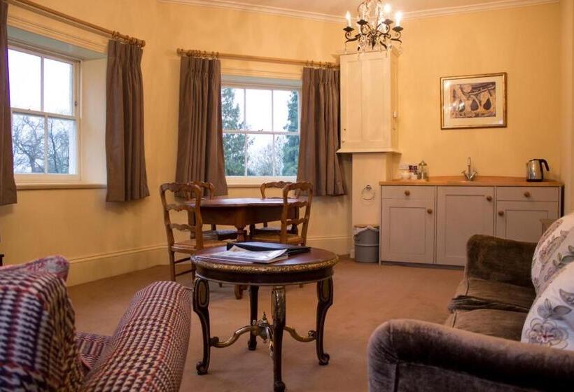 سوییت, The Ickworth Hotel And Apartments   A Luxury Family