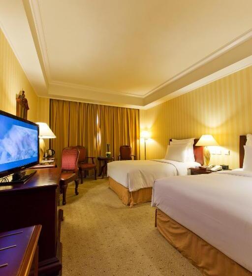 Deluxe Room King Size Bed, Clarion Hotel Tianjin