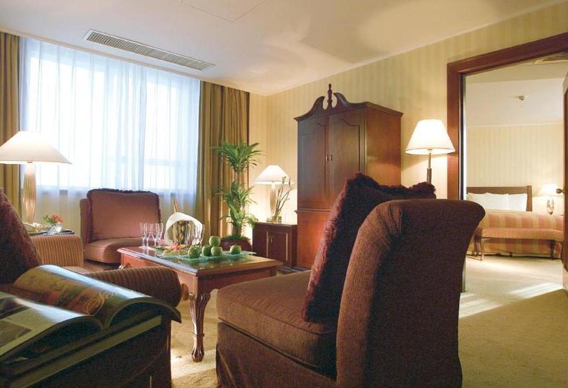 Deluxe Suite, Clarion Hotel Tianjin