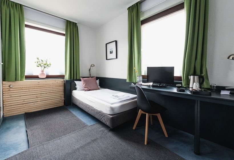اتاق استاندارد یک نفره, City Hotel Fellbach 24h Check In