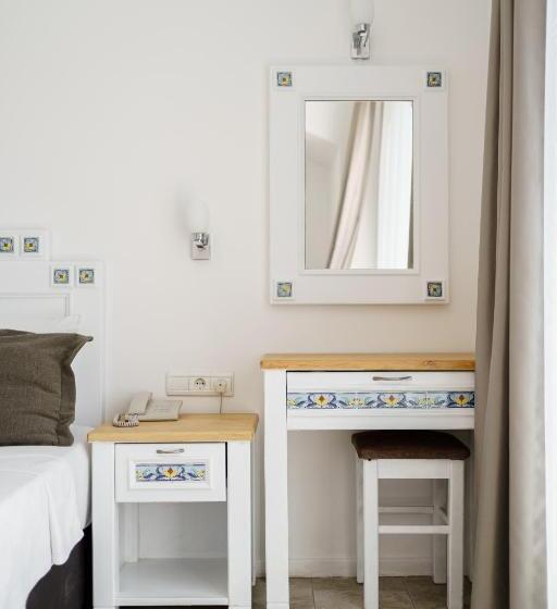اتاق سوپریور, Costa Sariyaz Hotel Bodrum