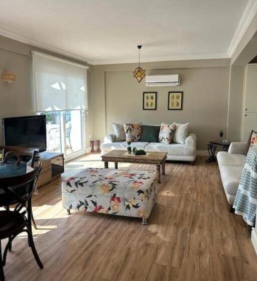 آپارتمان 1 خوابه با تراس, Costa Sariyaz Hotel Bodrum