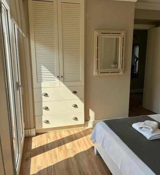 آپارتمان 1 خوابه با تراس, Costa Sariyaz Hotel Bodrum