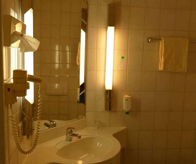 اتاق استاندارد یک نفره, Emsland Hotel Saller See
