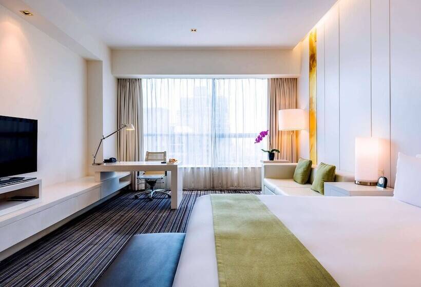 Executive Room, Grand Mercure Shanghai Century Park