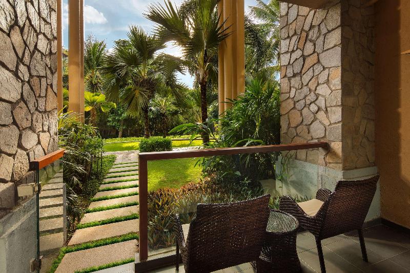 اتاق لوکس با تخت بزرگ, Hilton Sanya Yalong Bay Resort & Spa