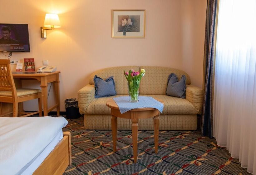 اتاق راحتی, Landgasthof Hotel Hirsch