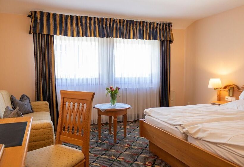 اتاق راحتی, Landgasthof Hotel Hirsch