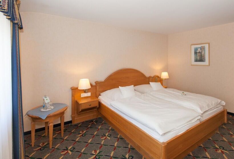 اتاق راحتی, Landgasthof Hotel Hirsch