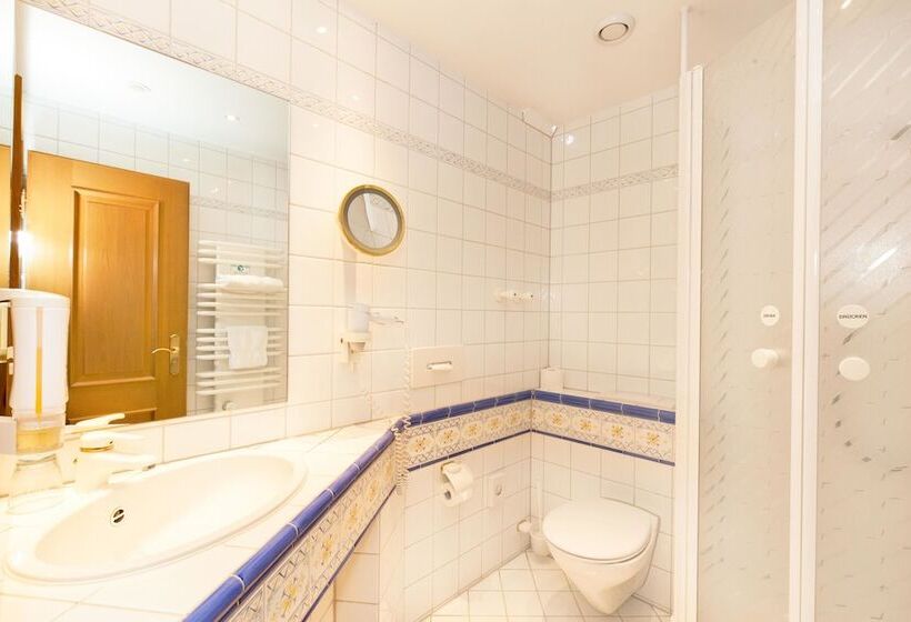 اتاق اکونومی یک تخته, Landgasthof Hotel Hirsch