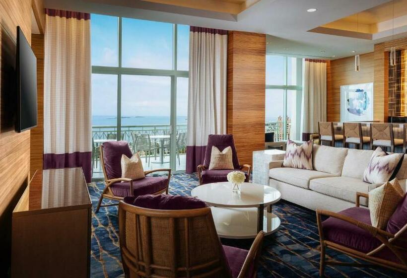 Suite, The Cove At Atlantis