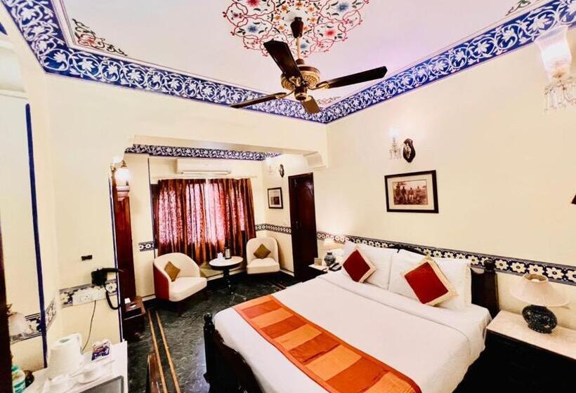 Royal Room, Umaid Mahal  A Heritage Style Boutique