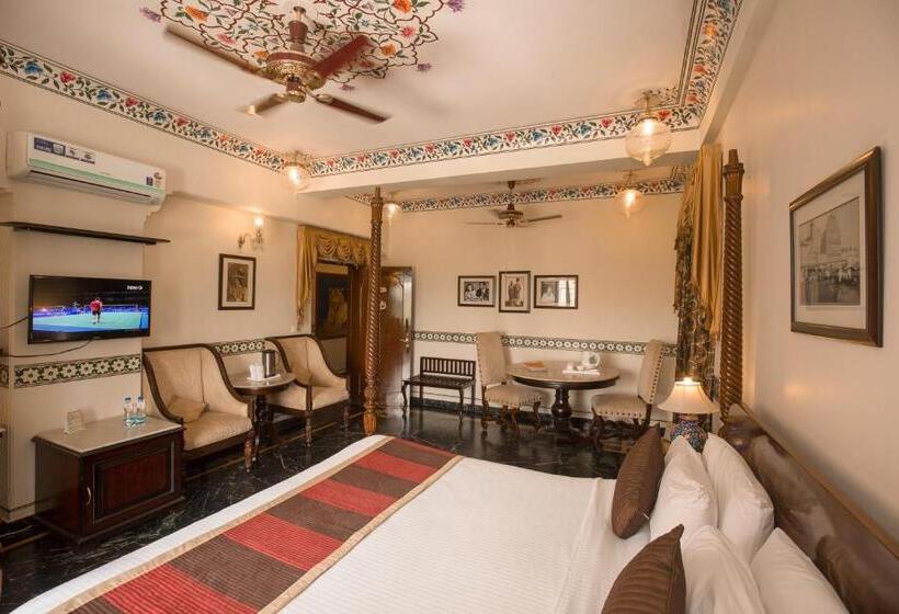 Deluxe Room, Umaid Mahal  A Heritage Style Boutique