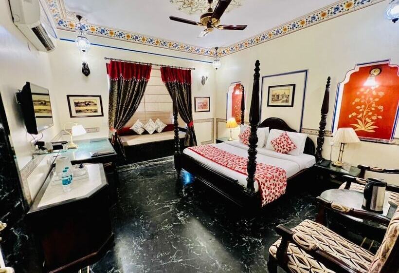اتاق لوکس, Umaid Mahal  A Heritage Style Boutique