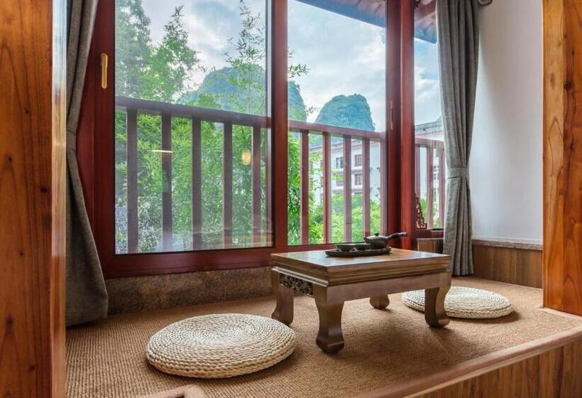 اتاق استاندارد با چشم‌انداز, Yangshuo River View