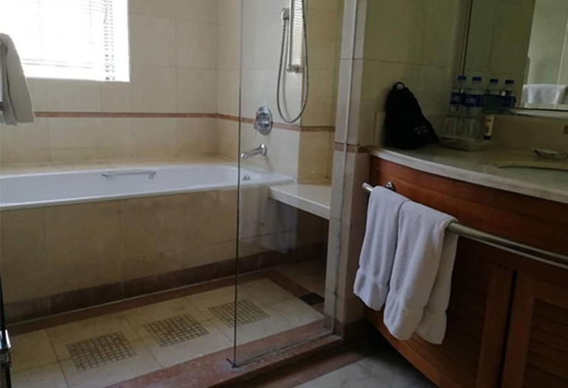 اتاق لوکس با چشم‌انداز شهر, New Century Sea View Hotel Qinhuangdao