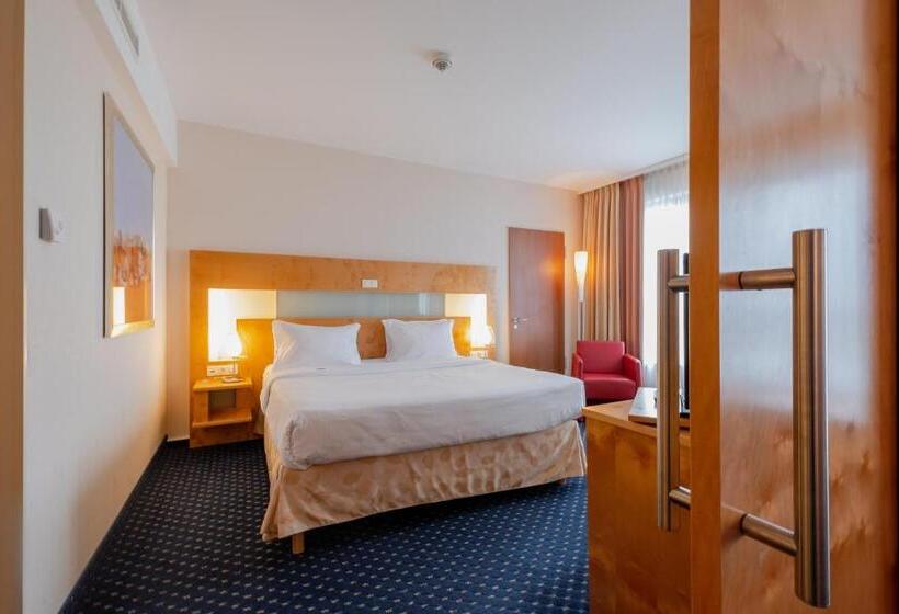 سوییت سوپریور, Welcome Hotel Gelsenkirchen