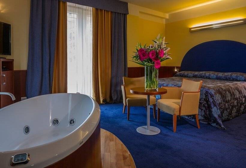 اتاق رمانتیک, Color Hotel Style, Design & Gourmet