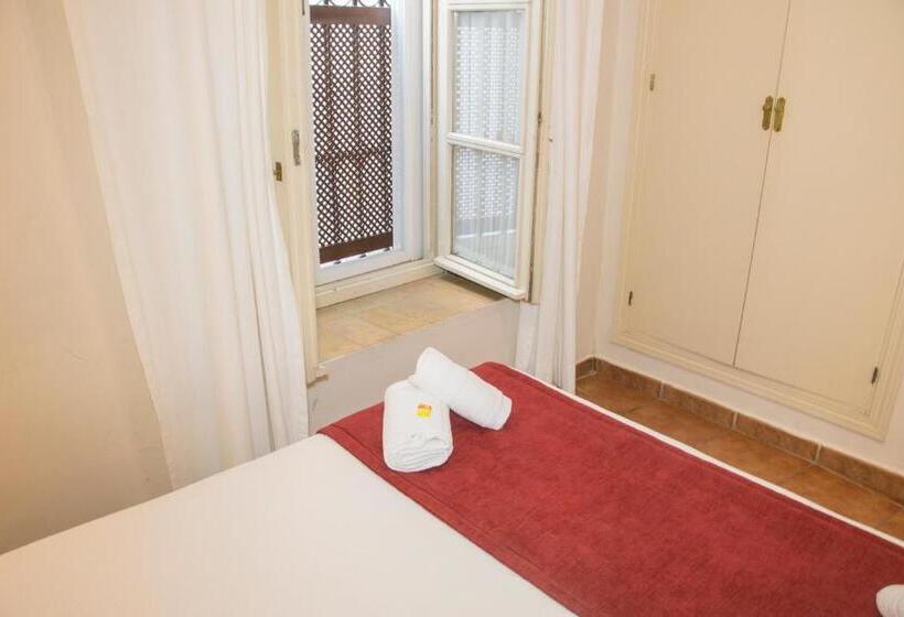 اتاق اکونومی, Hostal Callejon Del Agua