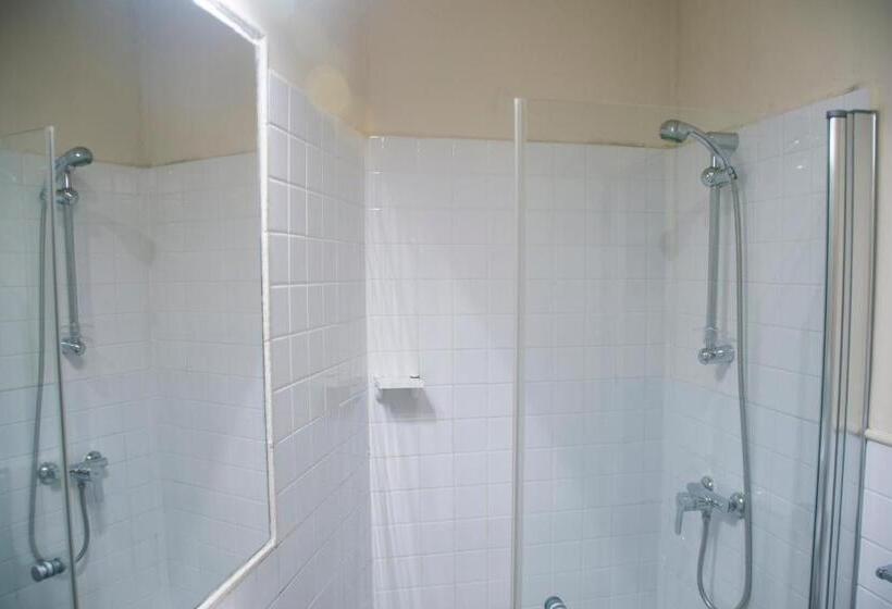 اتاق اکونومی, Hostal Callejon Del Agua