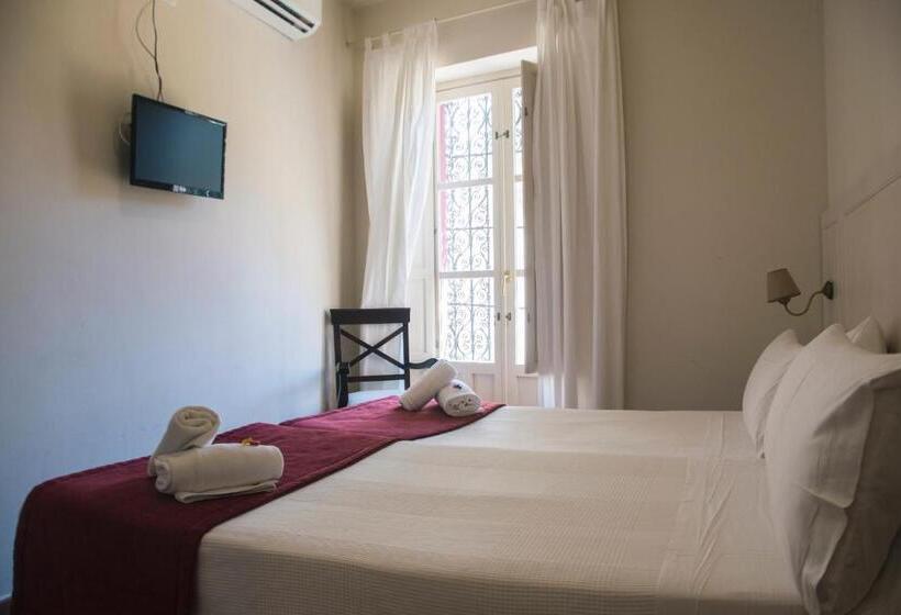 اتاق لوکس, Hostal Callejon Del Agua