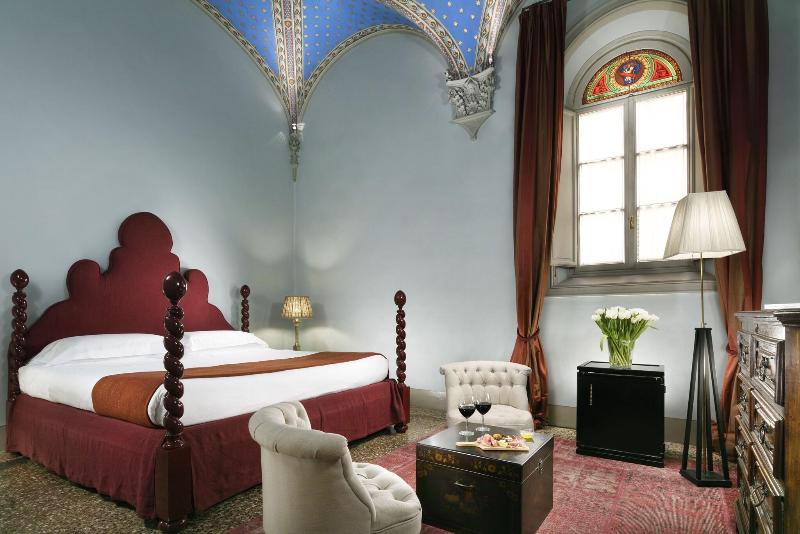 اتاق لوکس, Al Palazzo Del Marchese Di Camugliano Residenza D'epoca