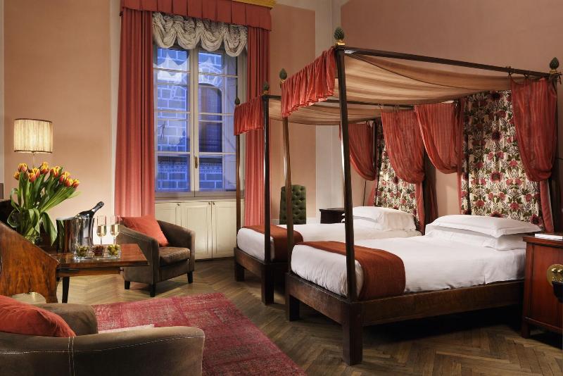 اتاق لوکس, Al Palazzo Del Marchese Di Camugliano Residenza D'epoca