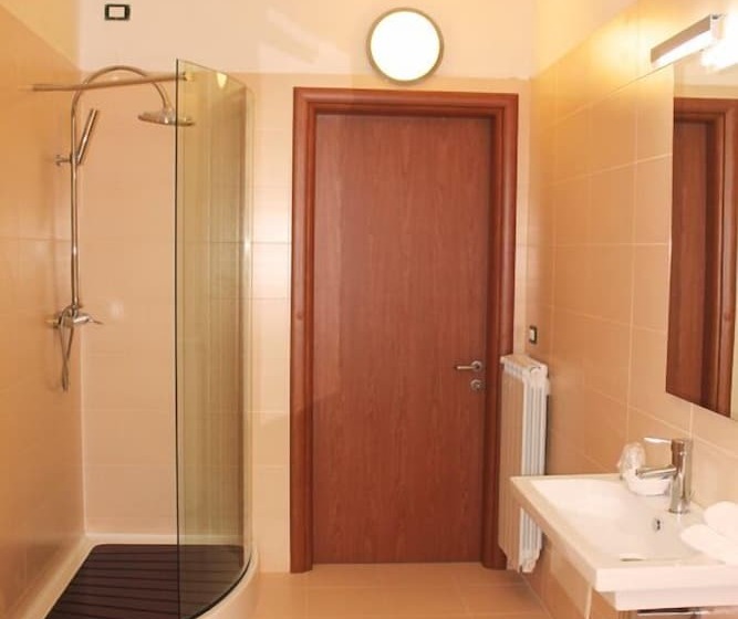 اتاق استاندارد, Formula International & Puravita Spa