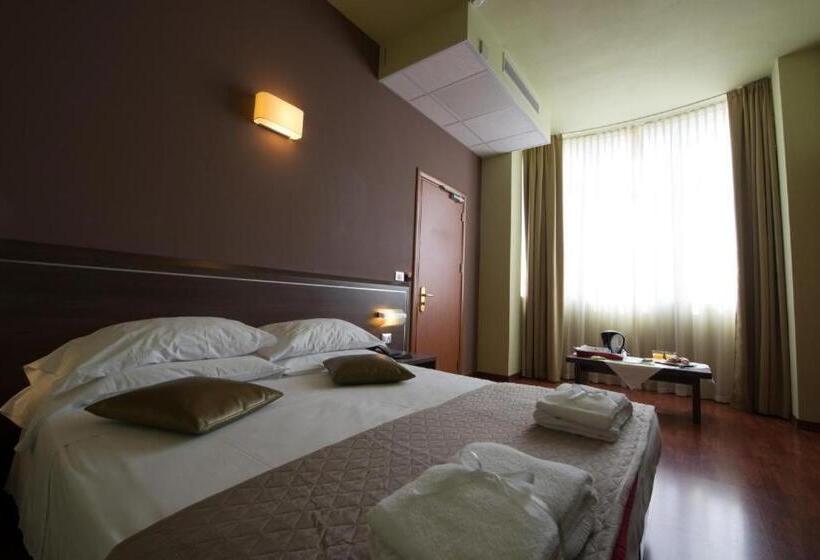 اتاق استاندارد, Formula International & Puravita Spa