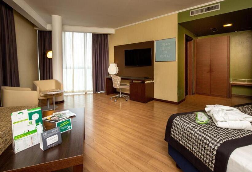 Habitación Familiar, Holiday Inn Turin Corso Francia