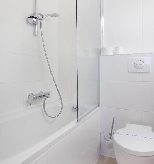 اتاق استاندارد, Kyriad Deauville   St Arnoult