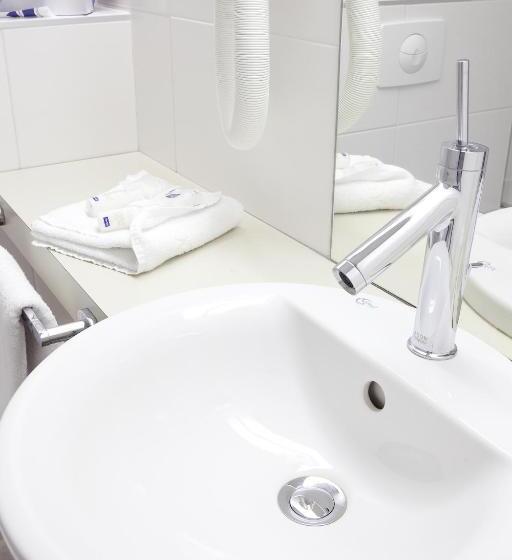 اتاق استاندارد, Kyriad Deauville   St Arnoult