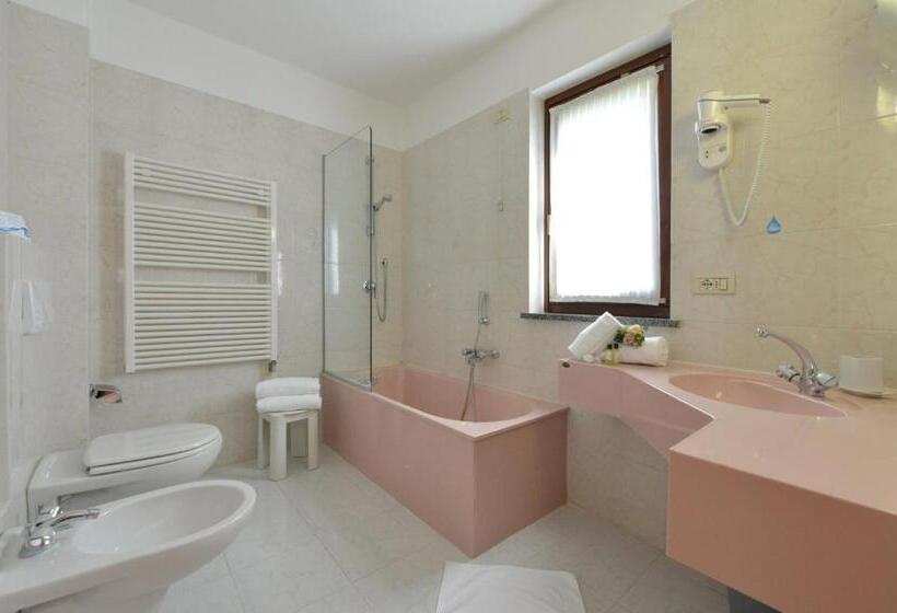 اتاق استاندارد, La Rocca Sport & Benessere