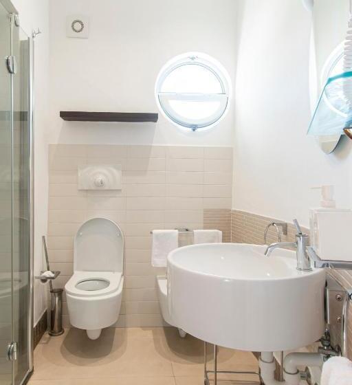 اتاق کلاسیک سه تخته, Marina 10 Design Hotel & Spa