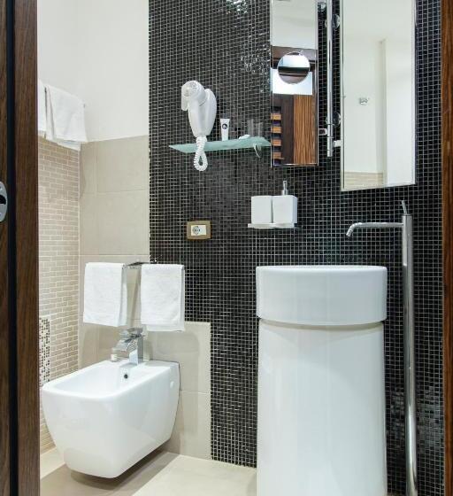 سوئیت جونیور با تراس, Marina 10 Design Hotel & Spa