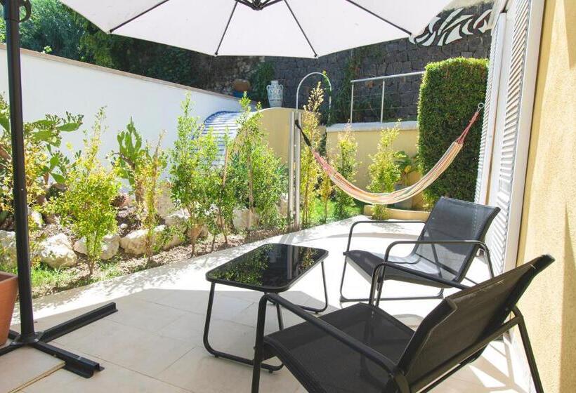 اتاق سوپریور سه تخته, Marina 10 Design Hotel & Spa