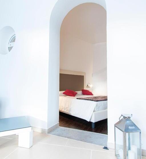 سوئیت جونیور با تراس, Marina 10 Design Hotel & Spa