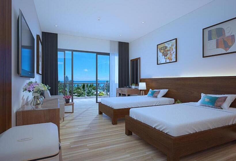 اتاق لوکس با چشم‌انداز دریا, Phu Hai Beach Resort & Spa Phan Thiet