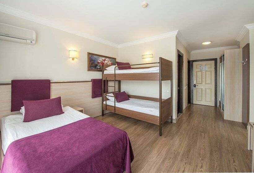 اتاق استاندارد با تخت‌های تاشو, Crystal Aura Beach Resort & Spa  All Inclusive