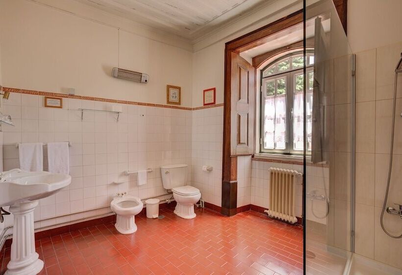 اتاق استاندارد سه نفره, Casa Das Tilias   Historic House