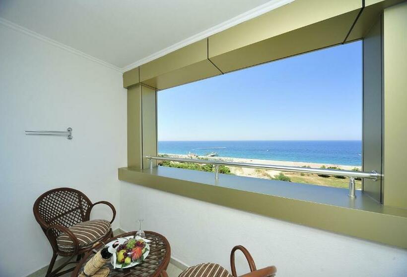 اتاق راحتی سه تخته, Kirbiyik Resort Hotel   All Inclusive