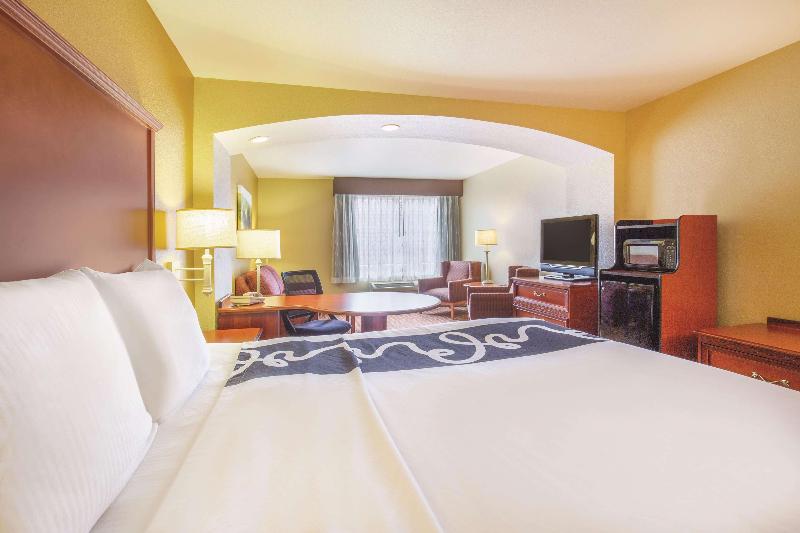 اتاق اجرایی با تخت بزرگ, La Quinta By Wyndham Bentonville