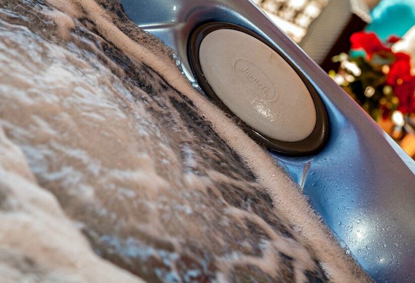 سوئیت رویال, La Vecchia Fonte Boutique