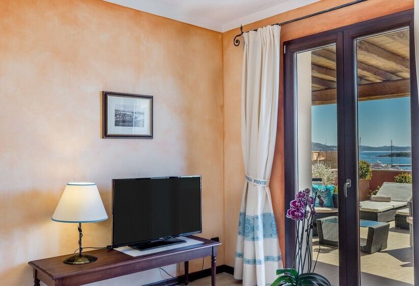 سوئیت پرزیدنت, La Vecchia Fonte Boutique