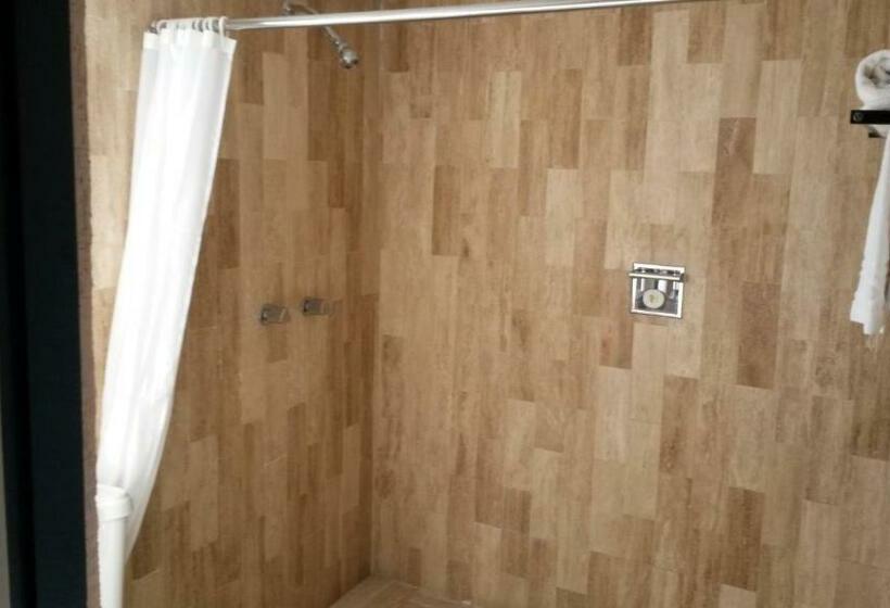 اتاق استاندارد با 2 تخت دوبل, Los Arcos