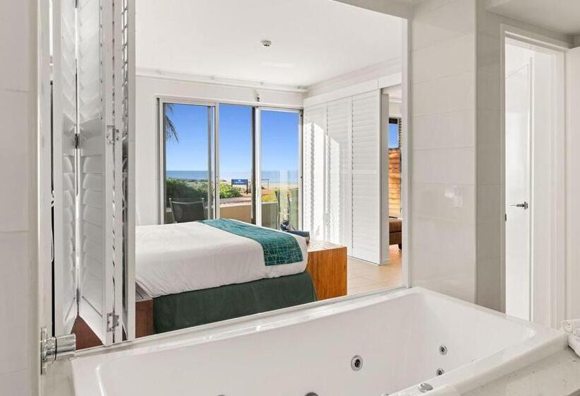 2 Bedroom Apartment, Mantarays Ningaloo Beach Resort