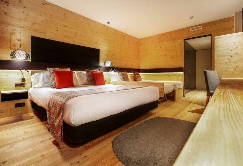 Premium Quadruple Room, Park Piolets Mountain & Spa